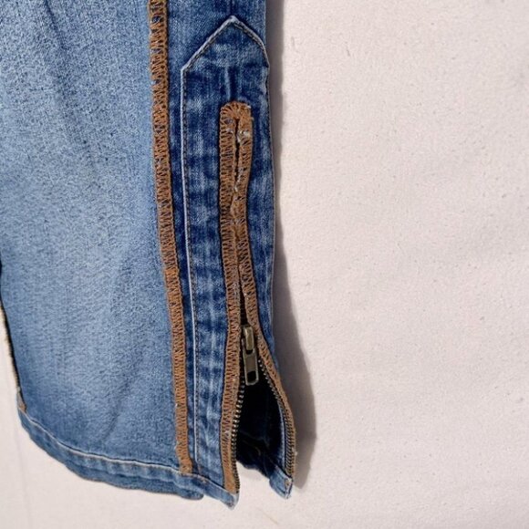Vintage Request Relaxed Fit Cropped Capri Jeans With Brown Stitching 9 - Picture 10 of 13